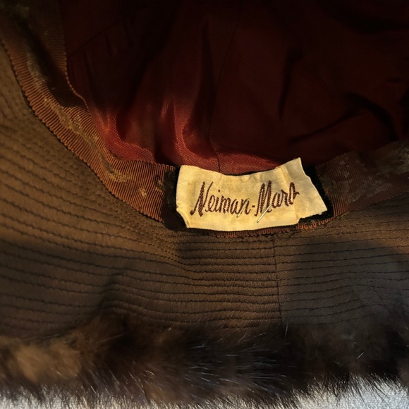 Gorgeous Vintage Wide Brimmed Brown Fur Hat Neiman Marcus - Picture 6 of 7